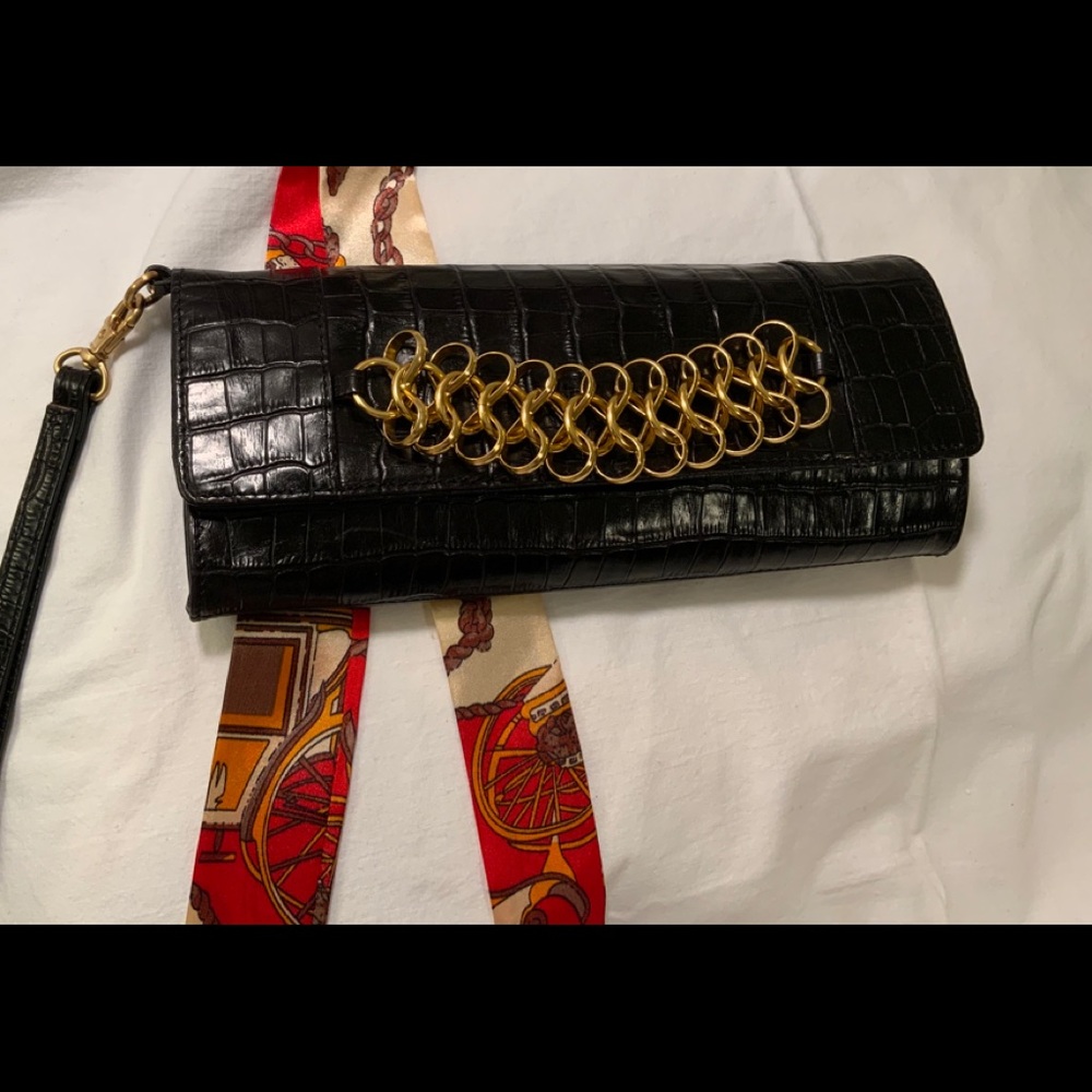 AqUA MADONNA BLACK LEATHER CLUTCH /crocodile